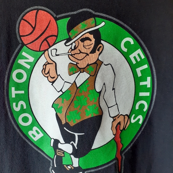 Boston Celtics #11 Kyrie Irving long sleeve shirt - Picture 6 of 8